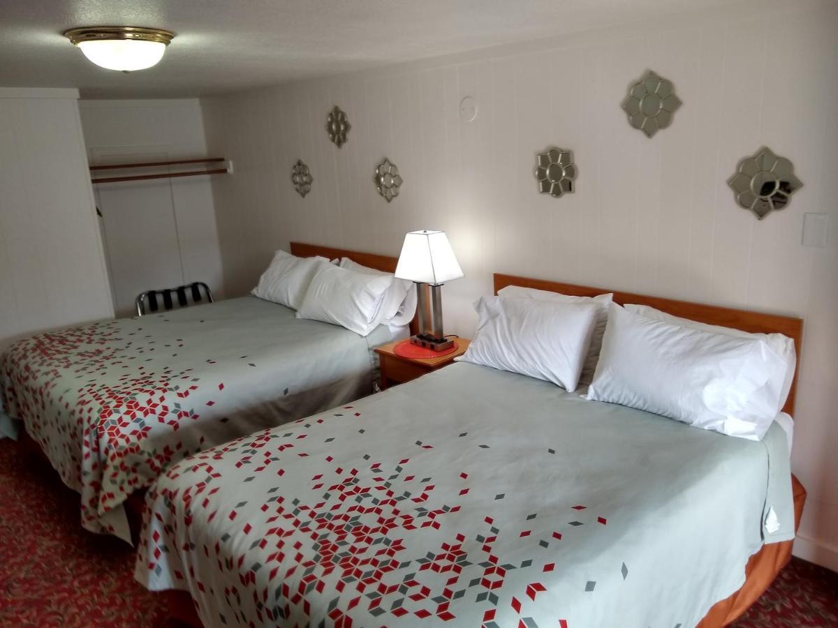 Holiday Motel Бенд Екстериор снимка