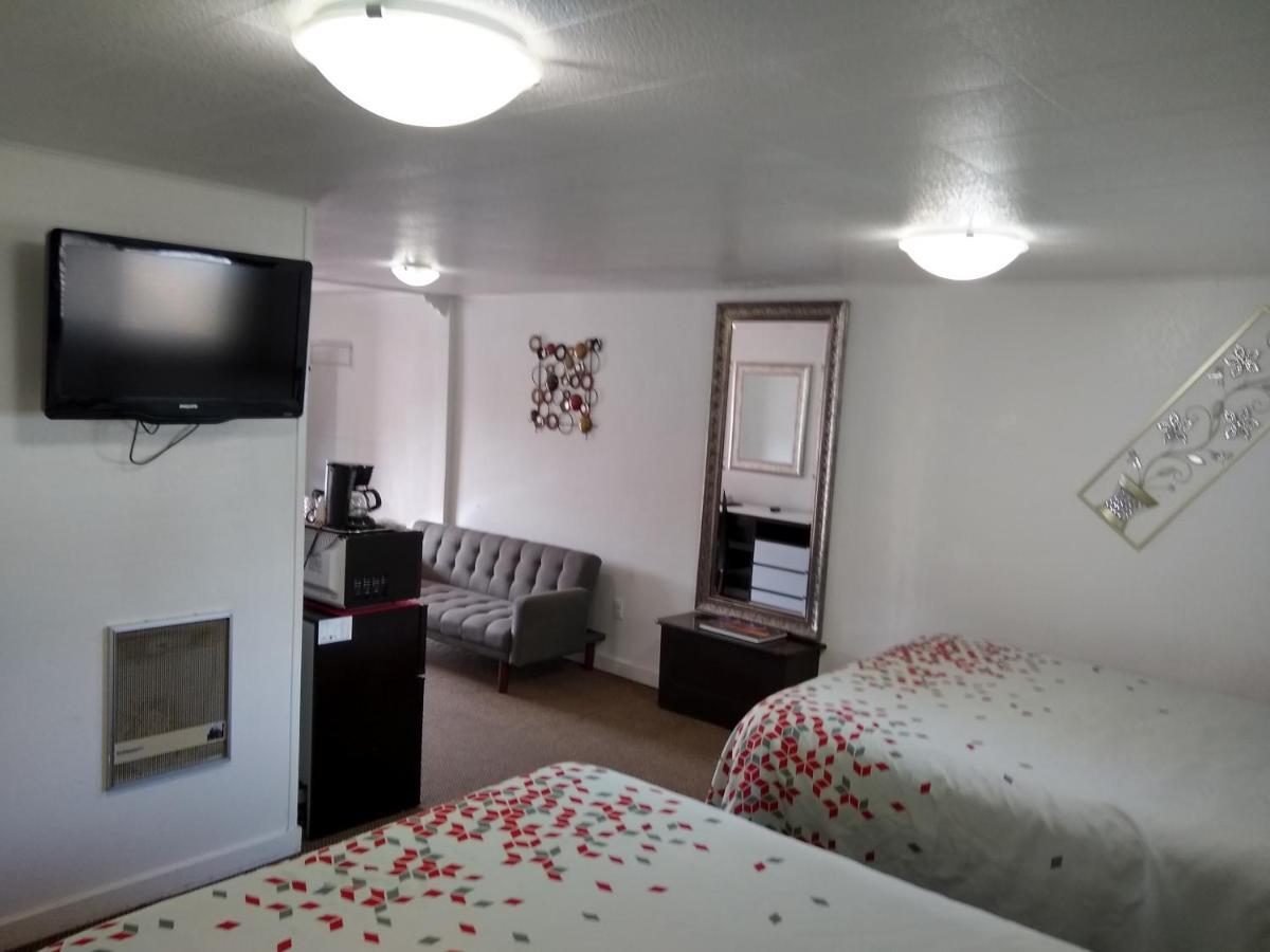 Holiday Motel Бенд Екстериор снимка