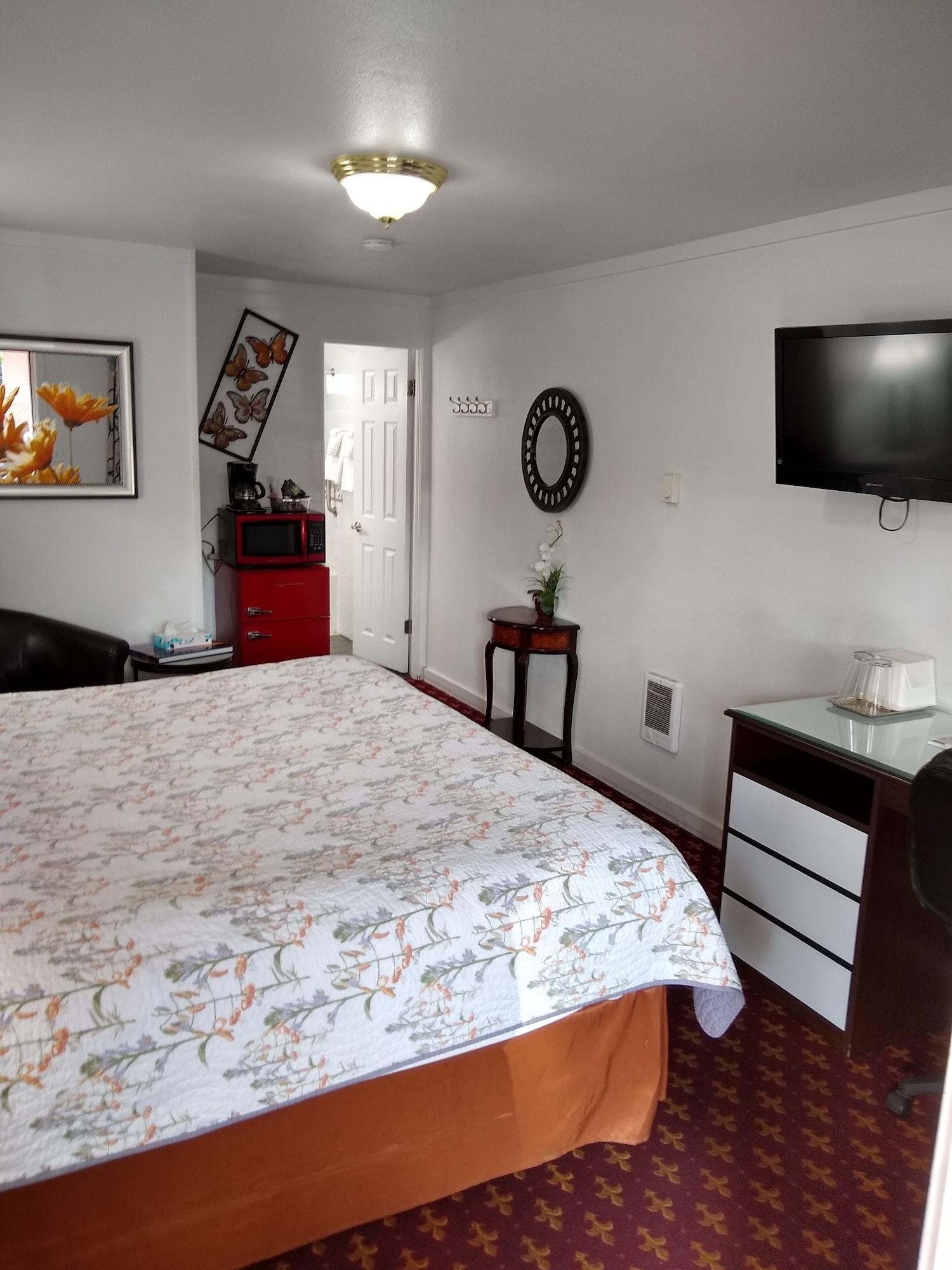 Holiday Motel Бенд Екстериор снимка