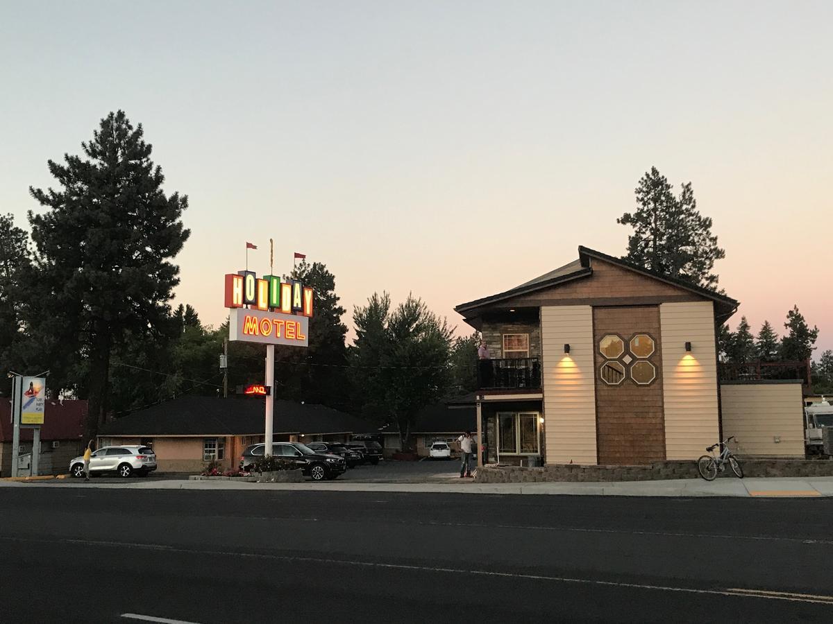 Holiday Motel Бенд Екстериор снимка