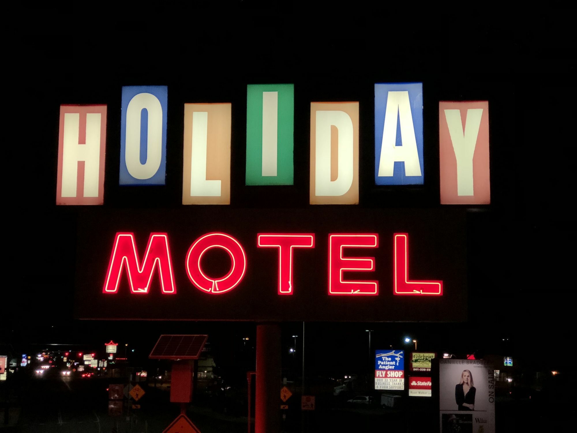 Holiday Motel Бенд Екстериор снимка